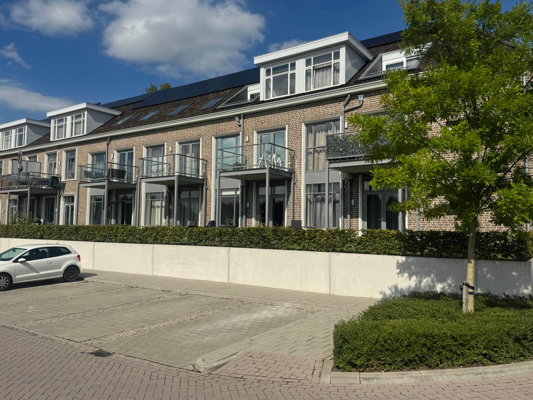 House Image 2