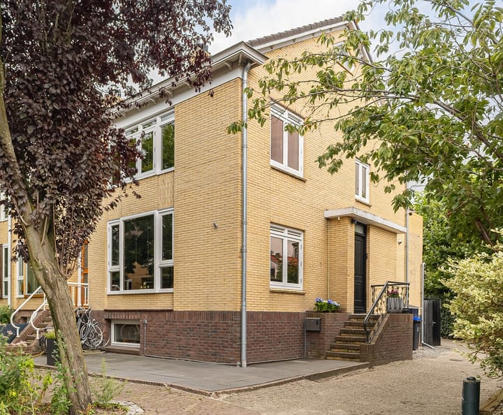 Beekweg 8 main image