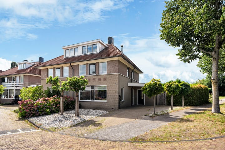 Lijsterbeslaan 27 main image