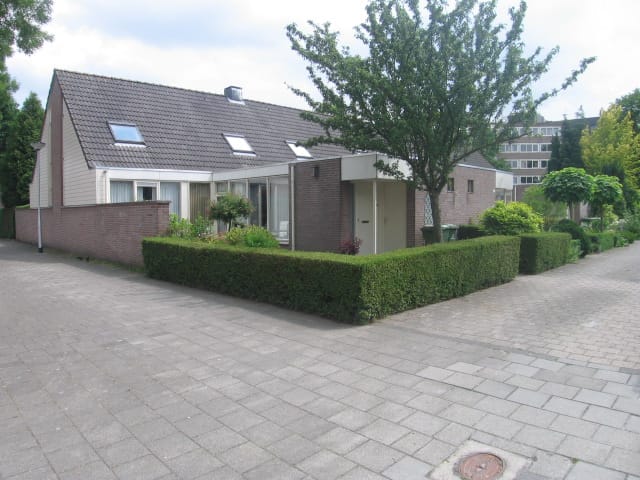 Foto van Abdij van Egmondstraat / Abdij van Bernestraat Type I Halfvrijstaande woning