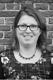 Loes Schipper - Secretaresse