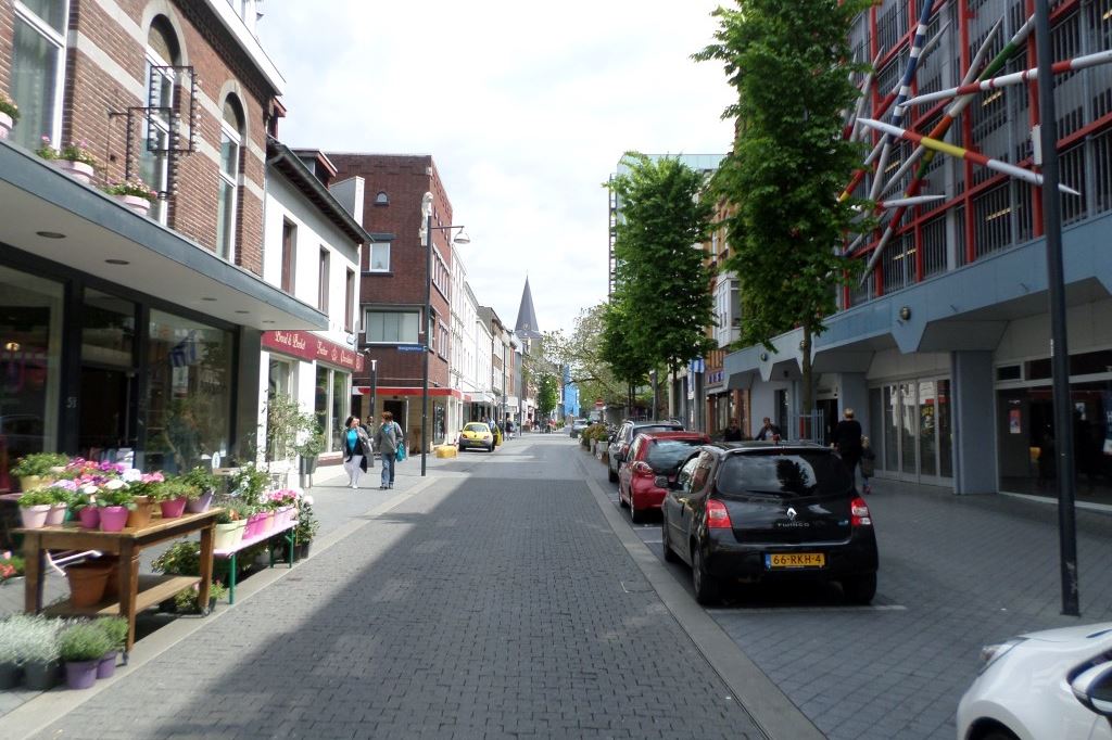 View photo 3 of Geleenstraat 39-41