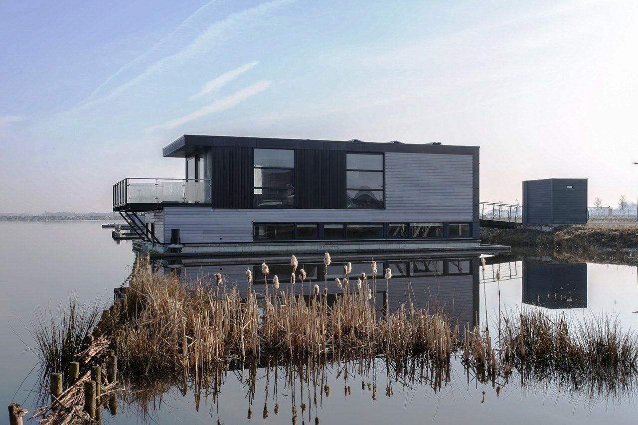 houseboat groningen nieuwbouwproject te koop meerstad meeroevers en tersluis houseboat groningen nieuwbouwproject te koop meerstad meeroevers en tersluis