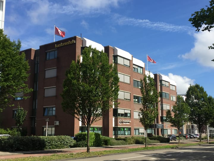 Schipholweg 128