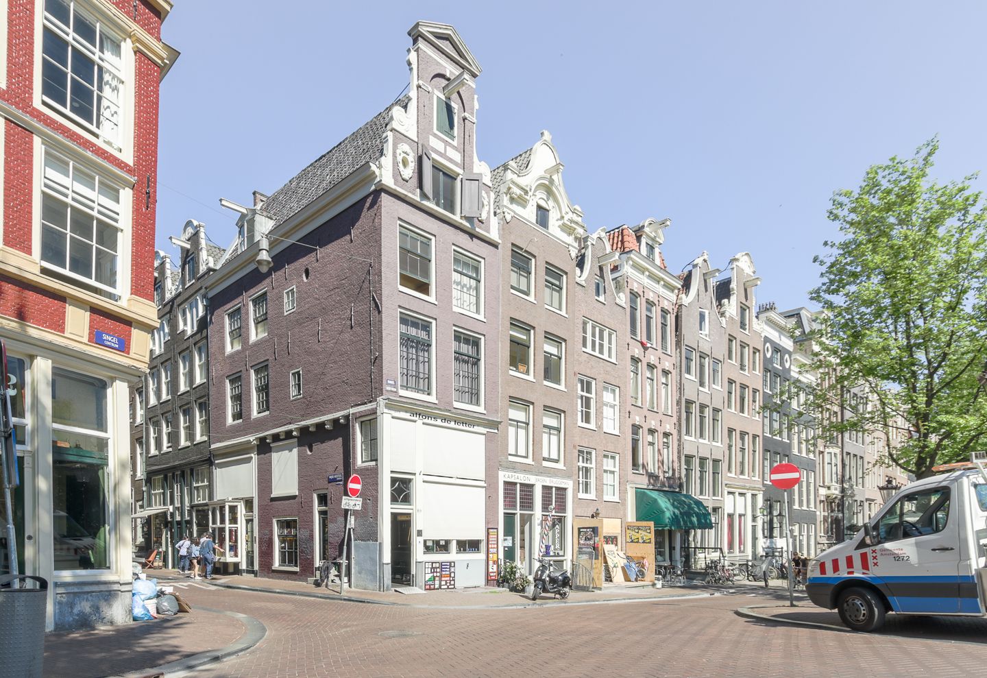 Bekijk foto 1 van Singel 410