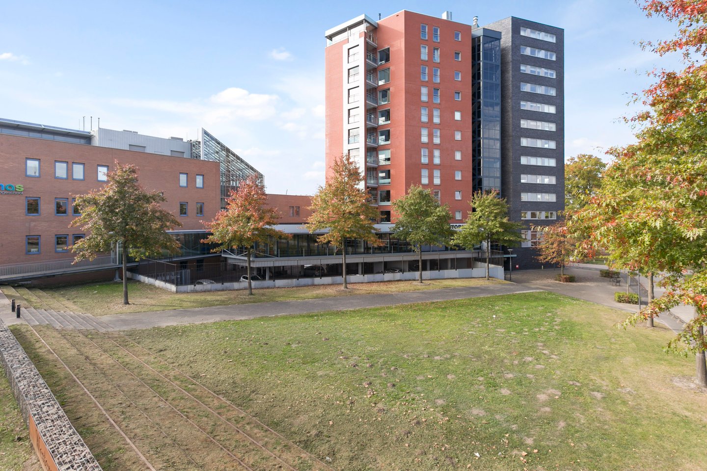 Bekijk foto 3 van Onderwijsboulevard 219