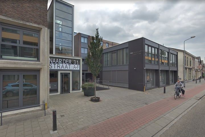 Naarderstraat 39