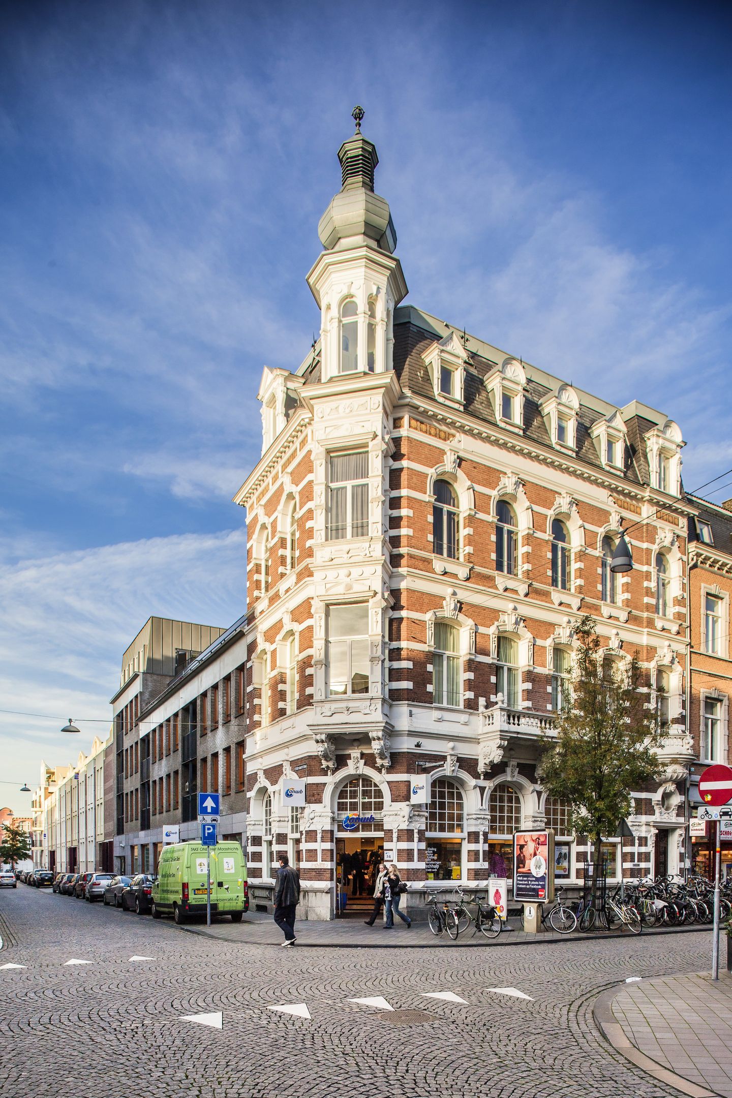 Photo 9 of Wonen boven Winkels (Postcodegebied 6211)