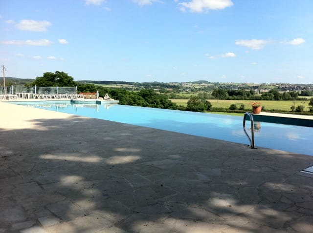 Foto 19 van Chateau la Megene