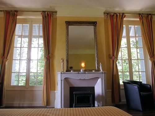 Foto 48 van Chateau la Megene