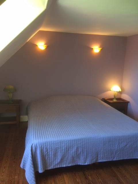 Foto 59 van Chateau la Megene