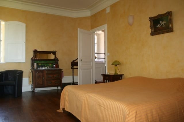 Foto 64 van Chateau la Megene