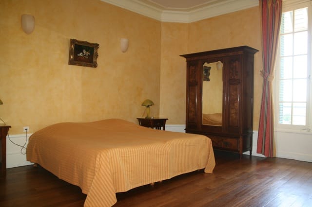 Foto 88 van Chateau la Megene