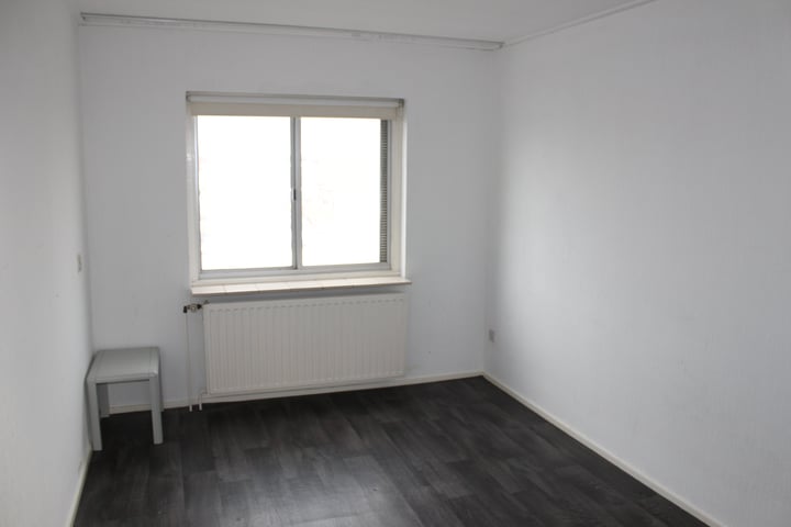 View photo 15 of Axelsestraat 176-/A