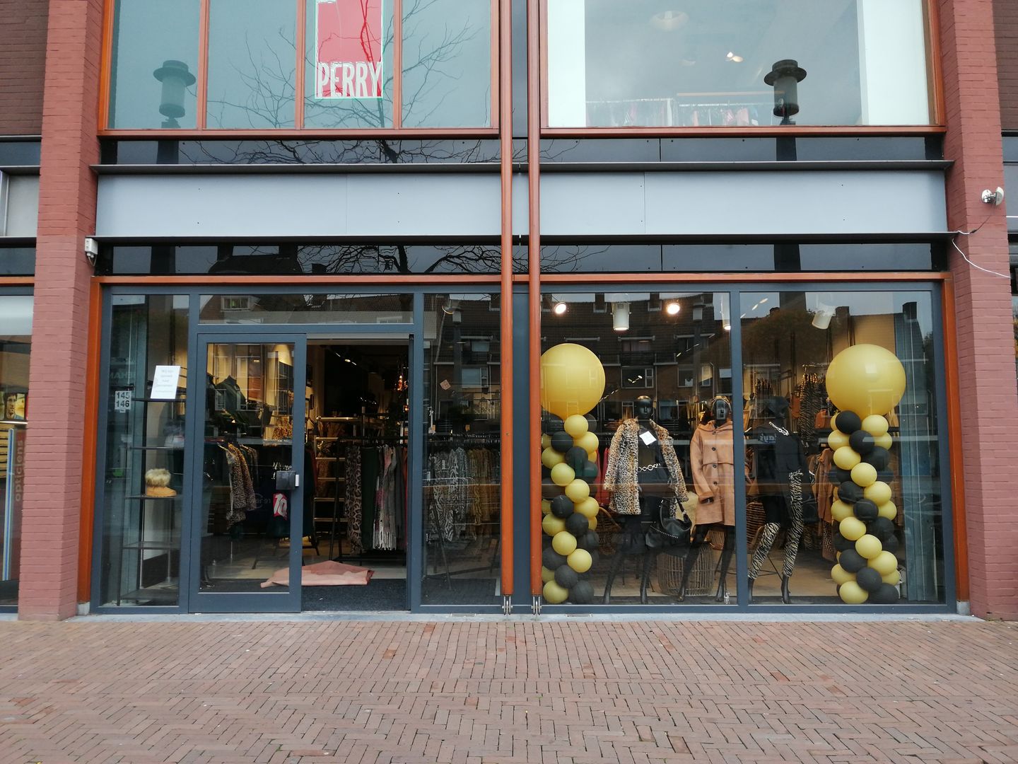 Winkel Dordrecht Zoek winkels te huur Statenplein 145 3311 NH
