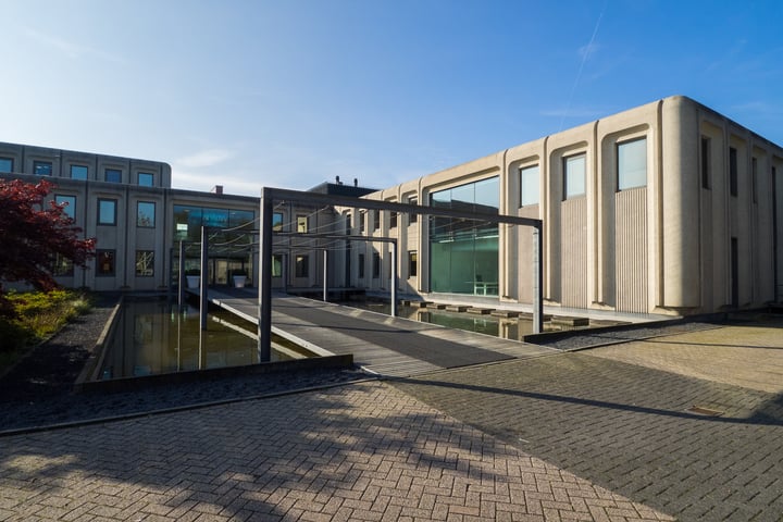 Elzenkade 1-3, Houten