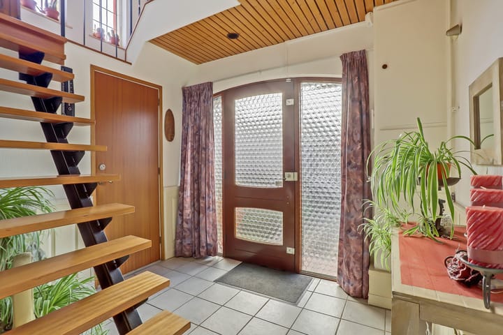 Foto 9 van Pironstraat 10