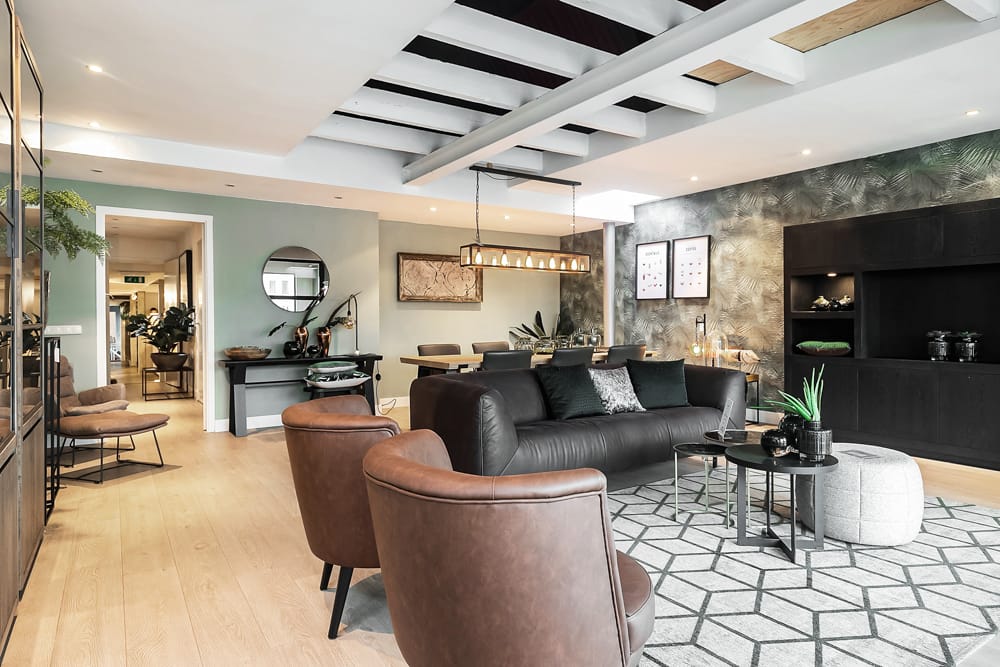 View photo 2 of Havendam 17-A