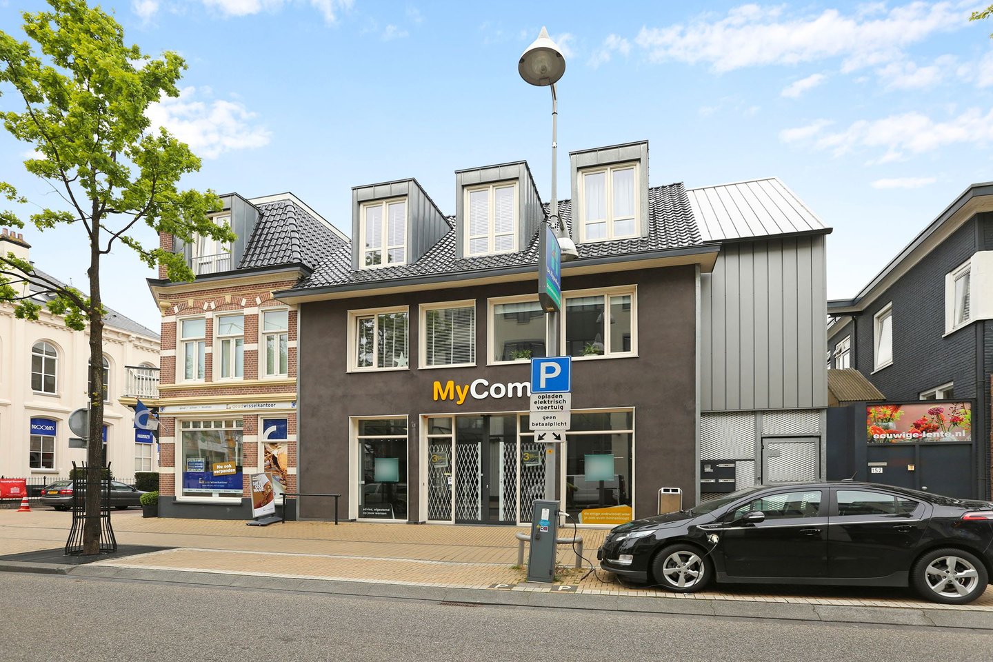Bekijk foto 3 van Stationsstraat 158