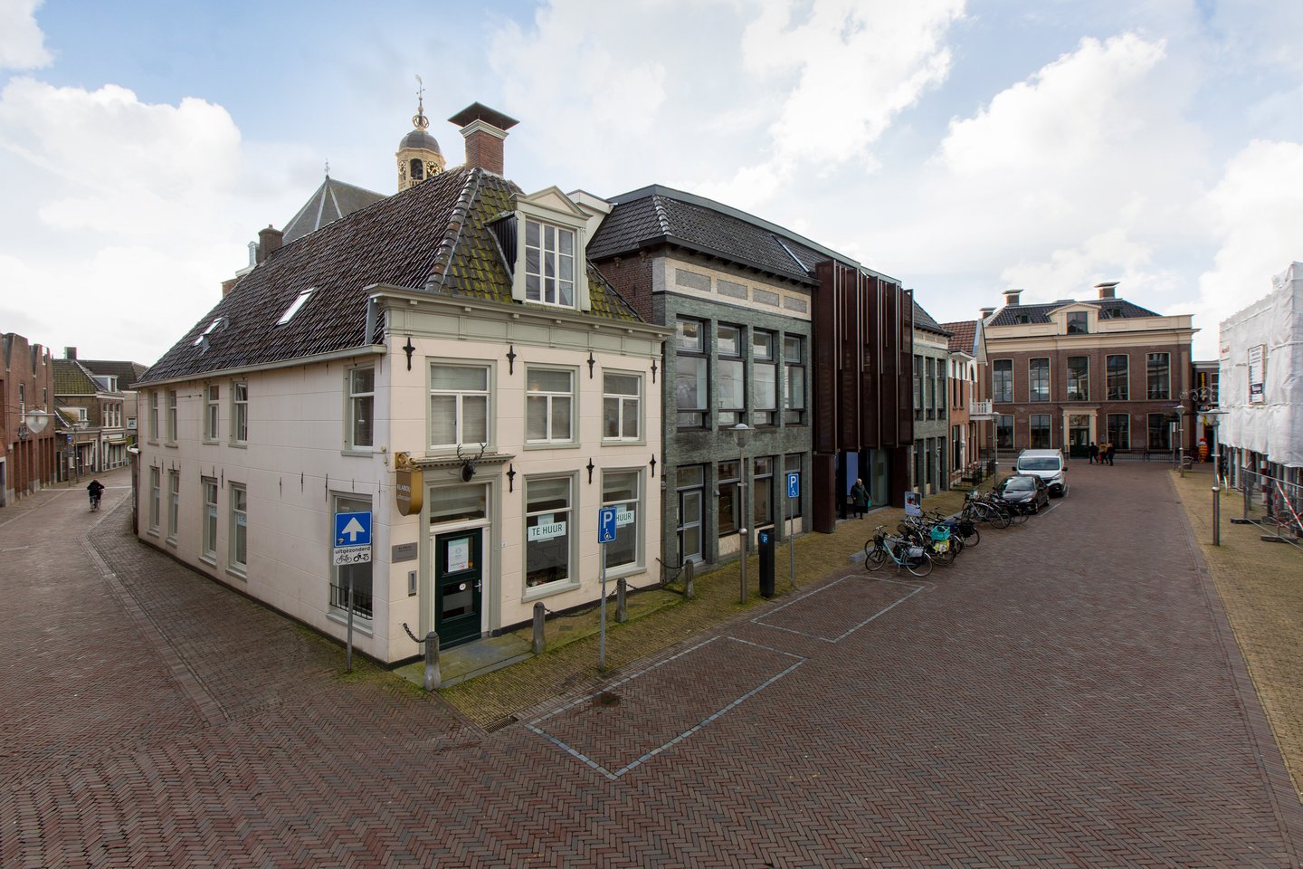 Bekijk foto 1 van Marktstraat 12