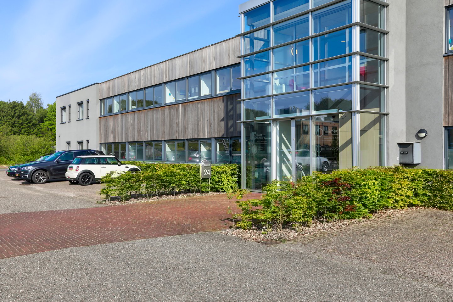 Bekijk foto 2 van Oedsmawei 24 C