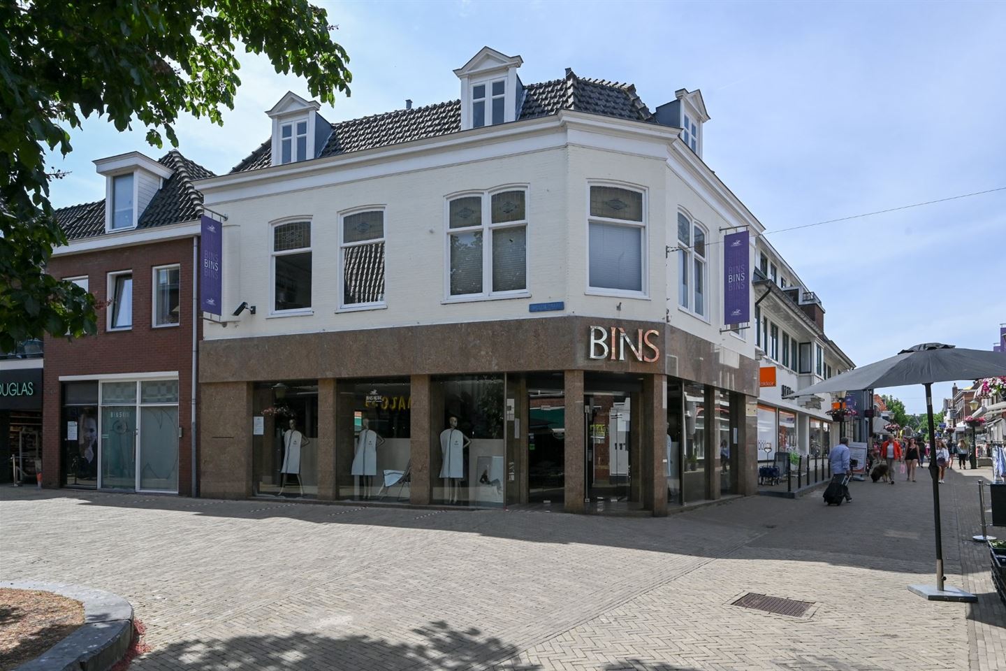 Bekijk foto 1 van Molenstraat 2