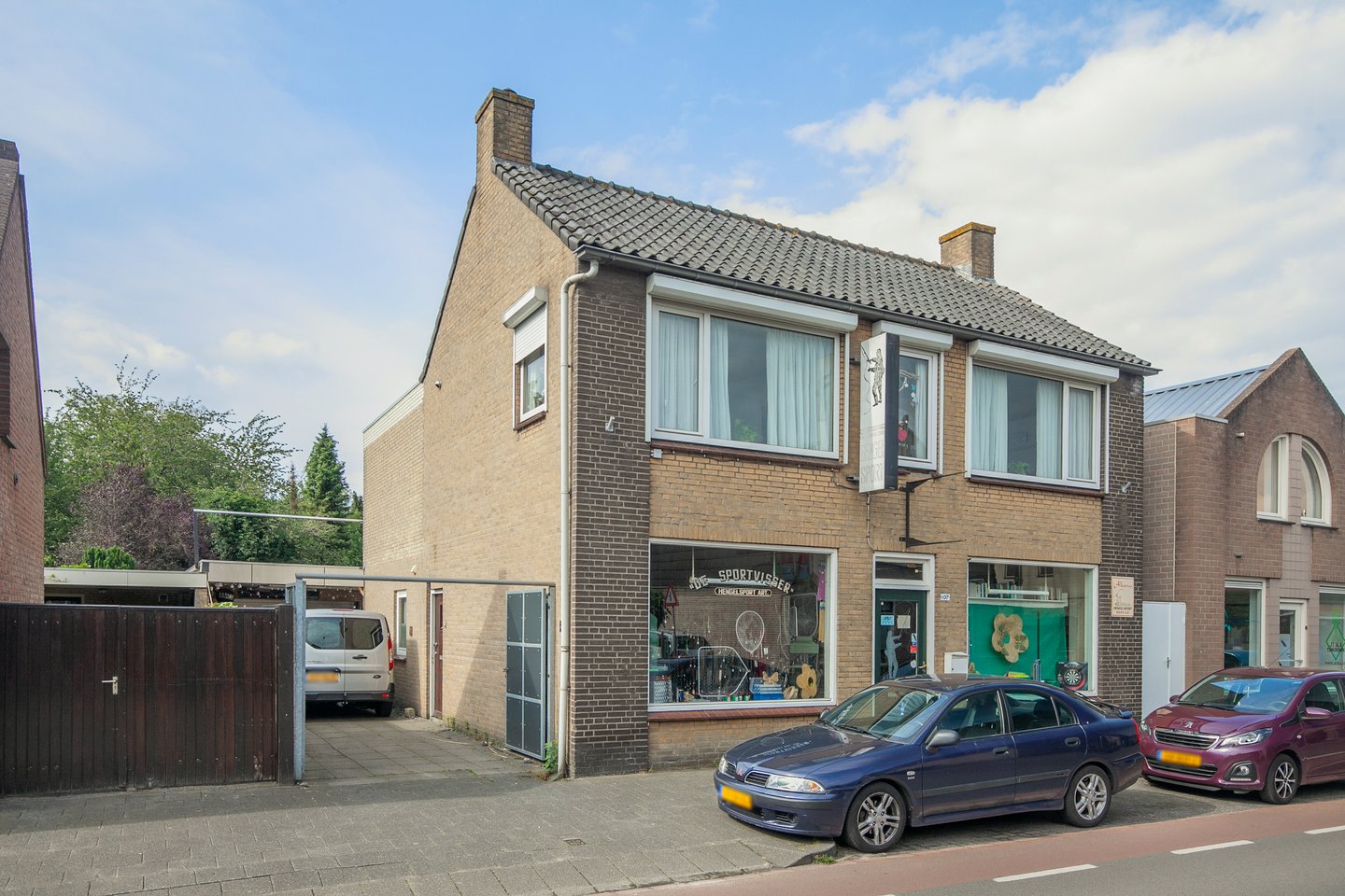 Bekijk foto 1 van Tramstraat 107