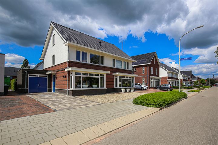 Koopwoningen Boven-Leeuwen - Huizen Te Koop In Boven-Leeuwen [funda]