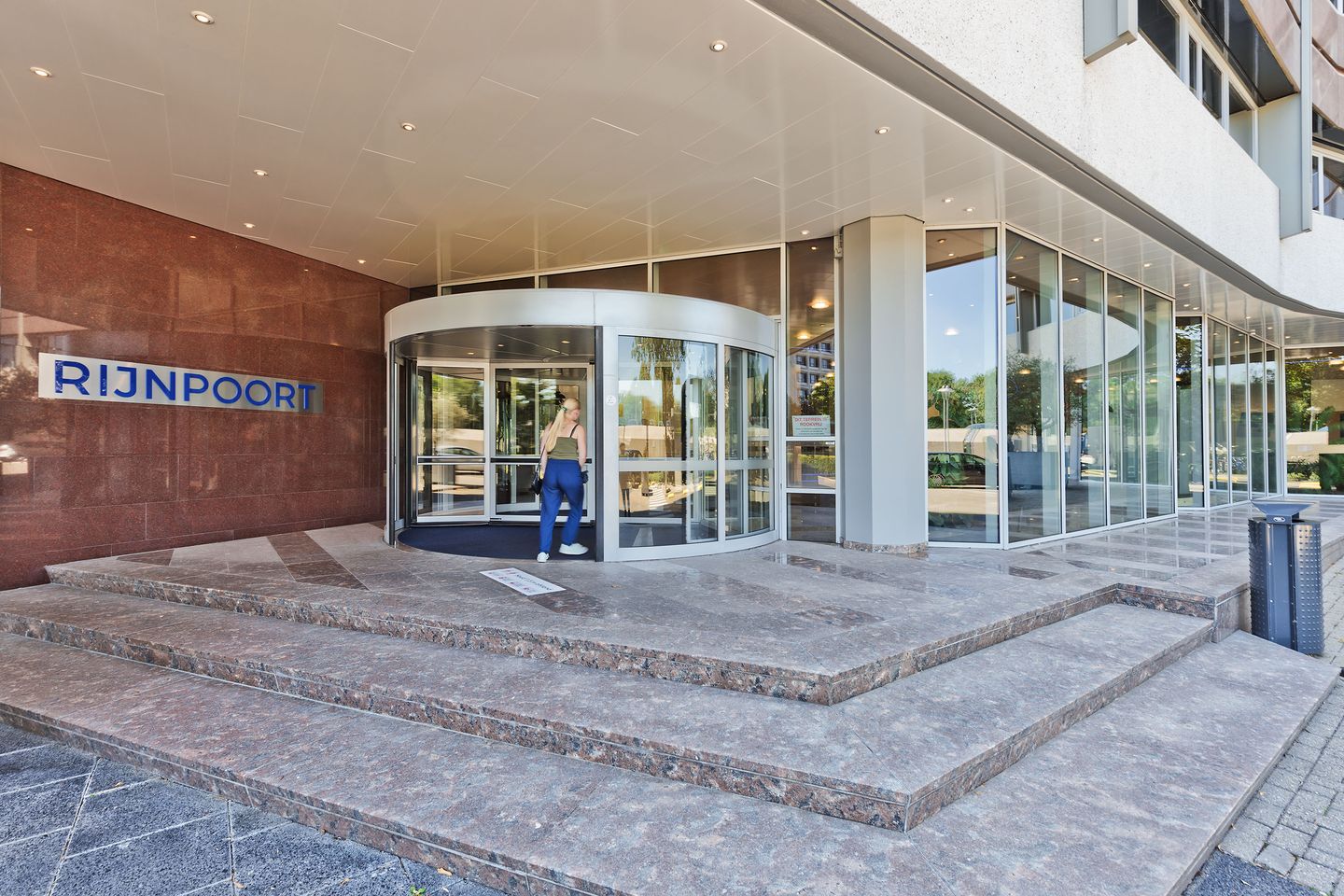 View photo 2 of Groningensingel 1