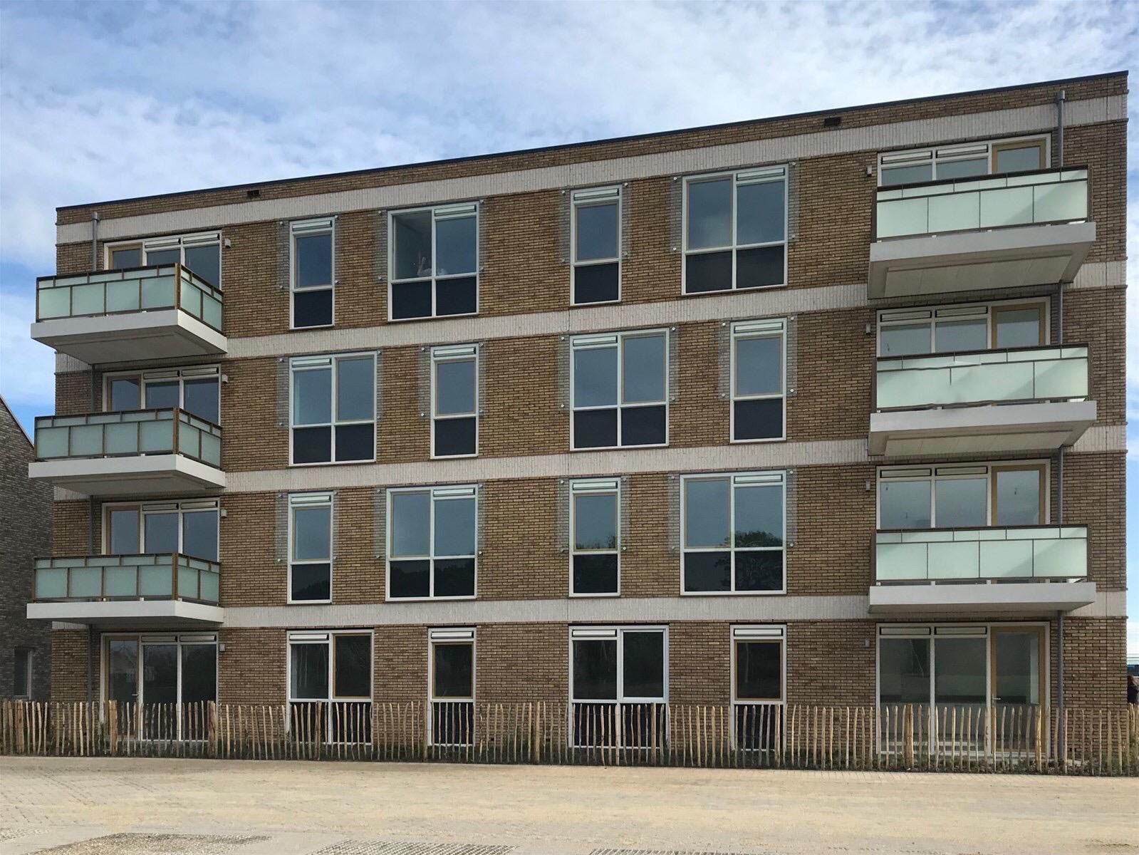 Foto 2 van Olympus Abebe Bikilastraat Almere