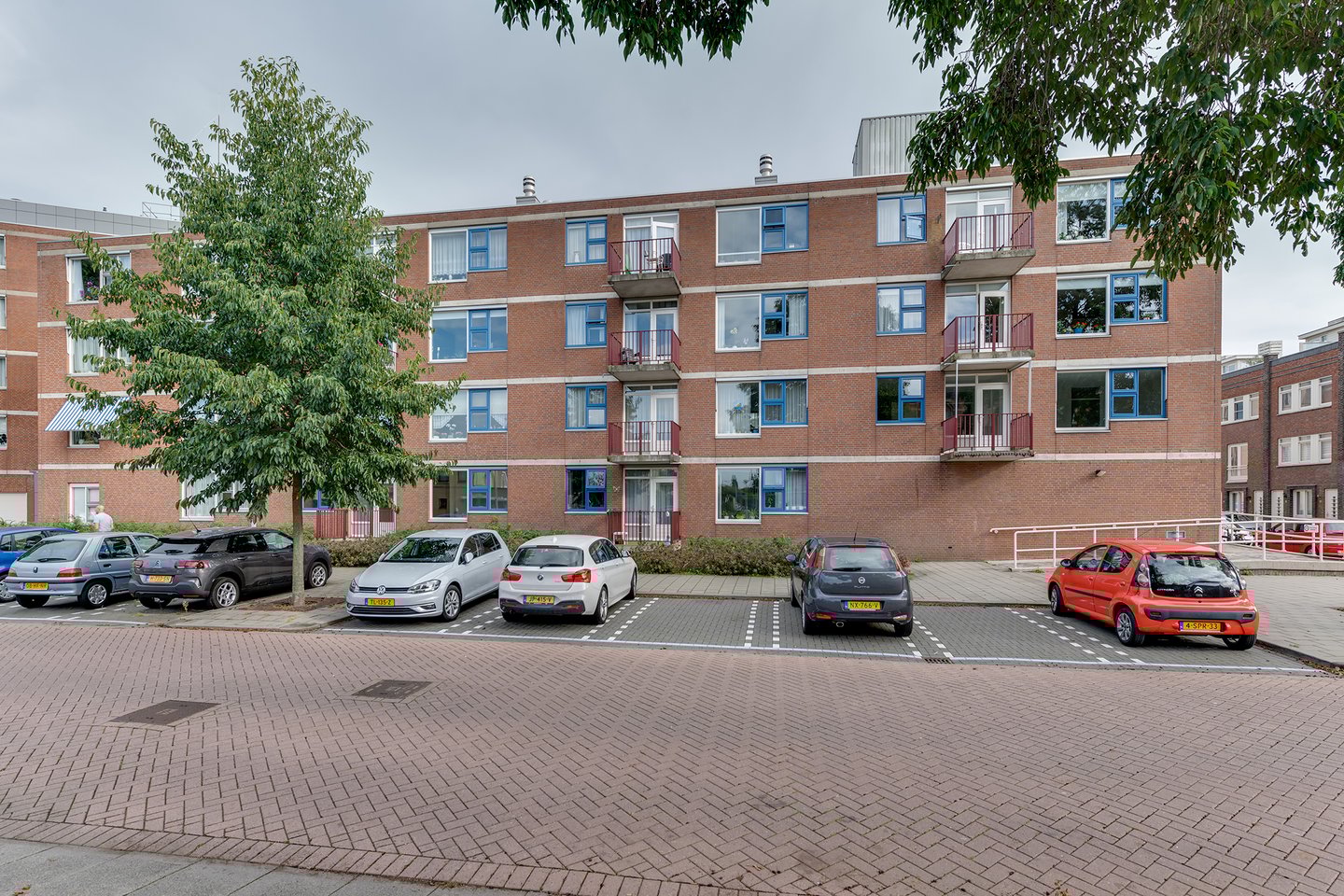 Bekijk foto 1 van Schooldwarsstraat 3