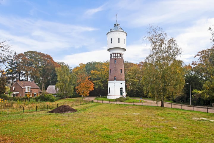 Bekijk foto 3 van van Heutszpark 8