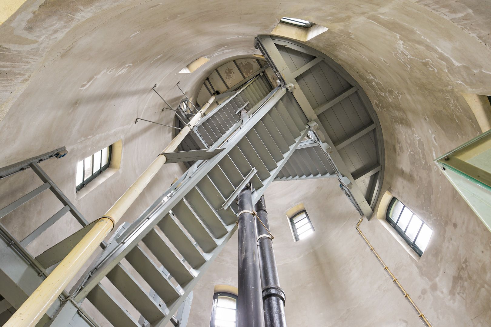 Foto 6 van van Heutszpark 8