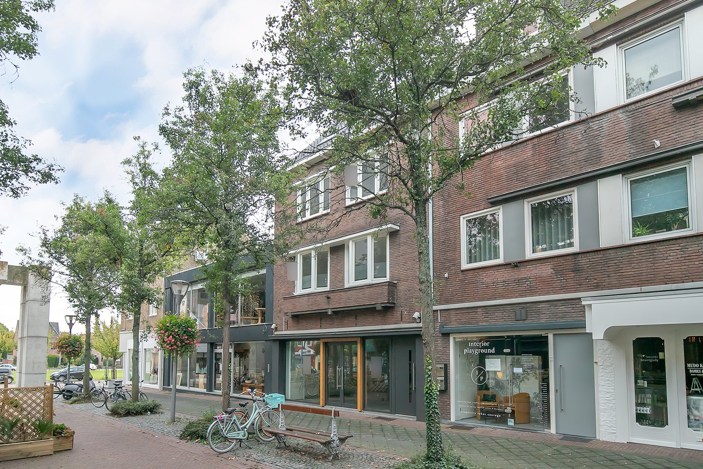 Bekijk foto 3 van Raadhuisstraat 18