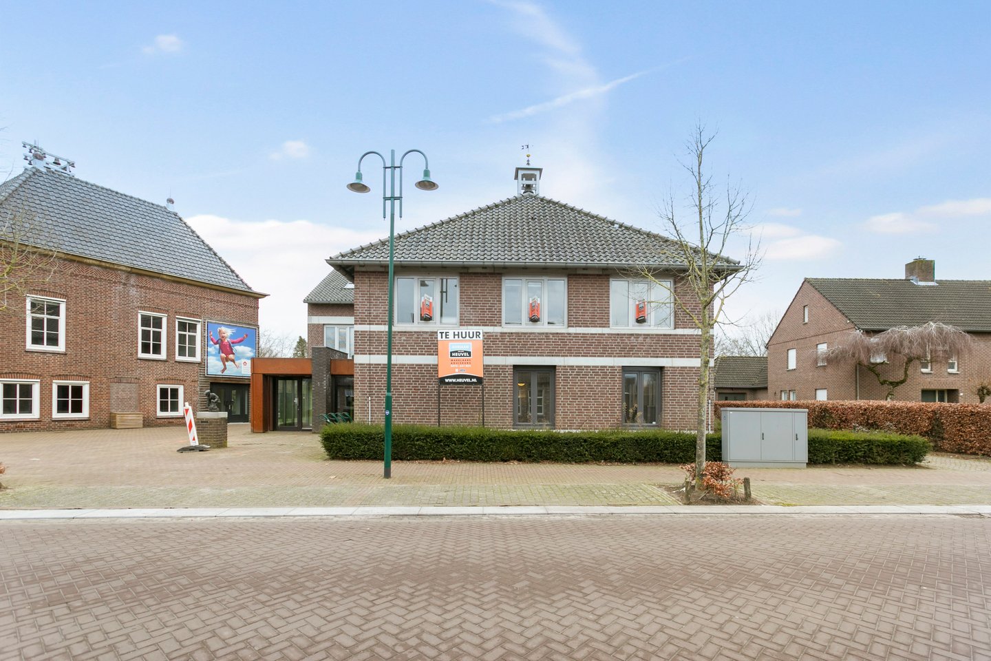 Bekijk foto 2 van Heuvel 1