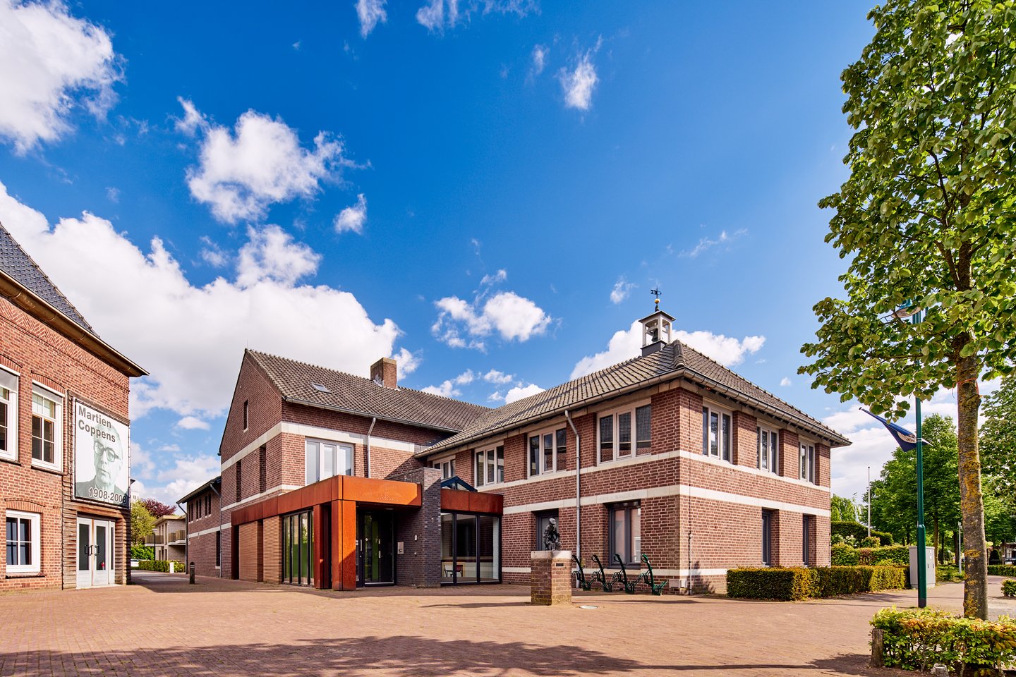 Bekijk foto 1 van Heuvel 1