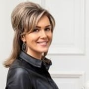 Charrelle van den Brink - Commercieel medewerker