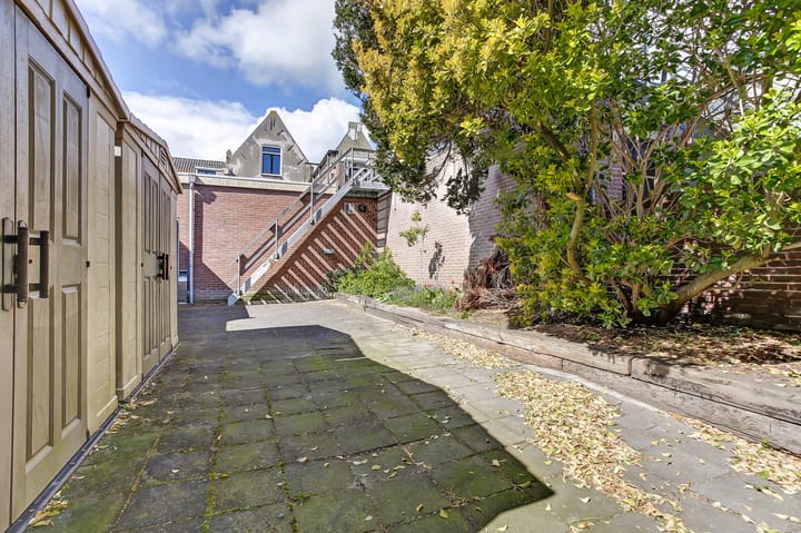 Foto 25 van Voorstraat 16