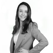 Iris Formanoij - Makelaar