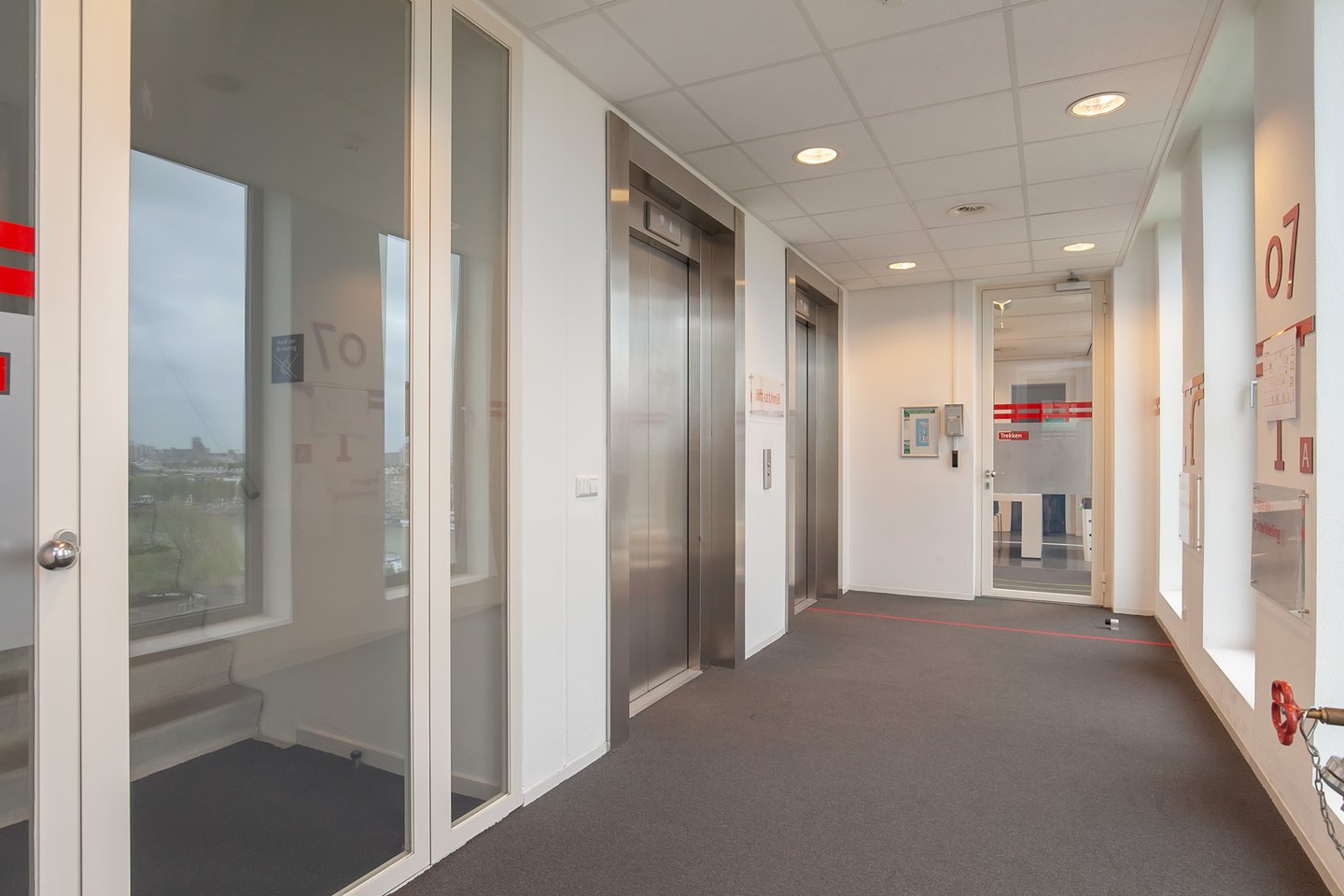 Bekijk foto 4 van Laan op Zuid 2