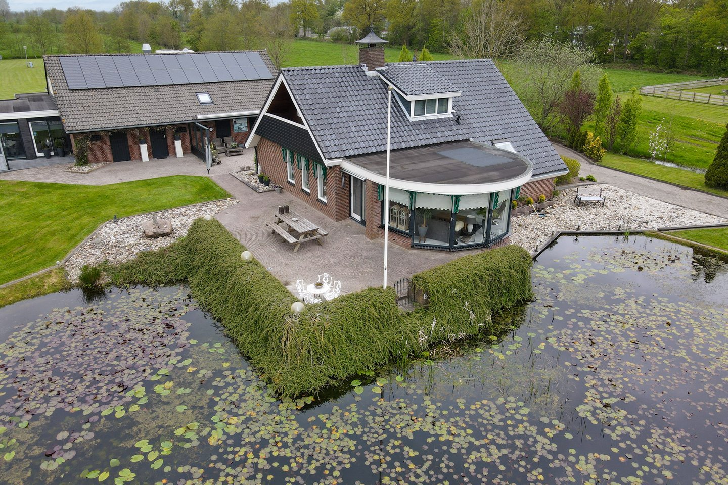 Bekijk foto 1 van Provincialeweg 133 a