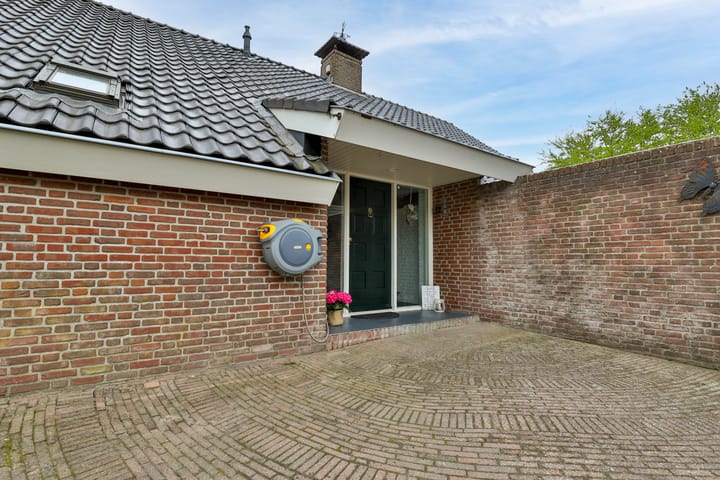 Foto 18 van Provincialeweg 133-A*