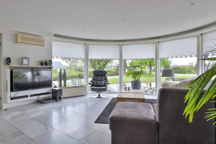 Foto 21 van Provincialeweg 133-A*