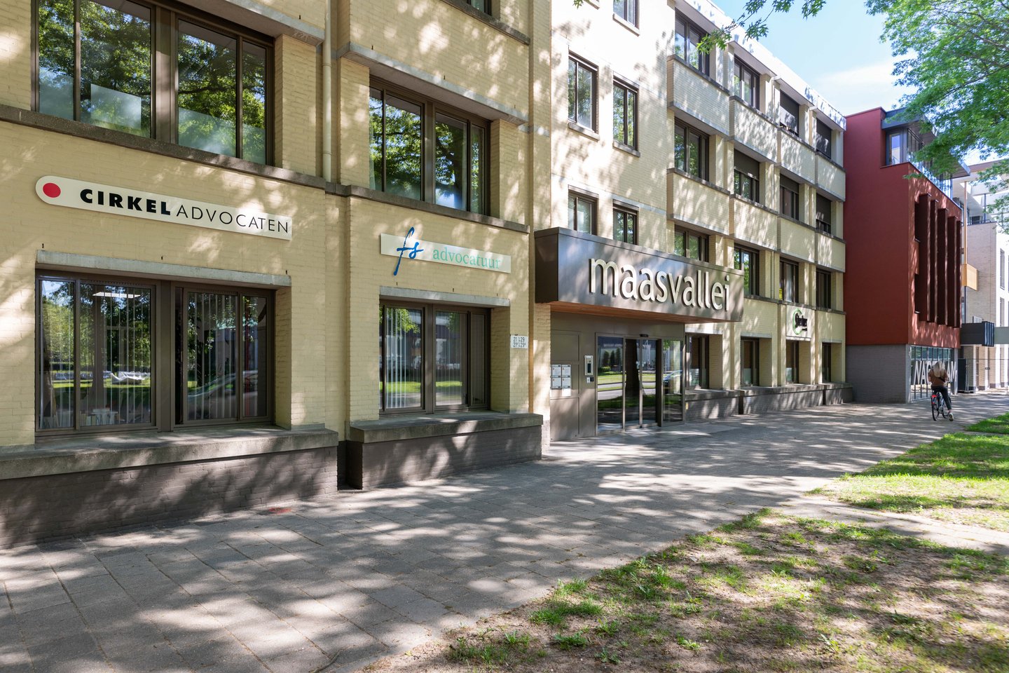 Bekijk foto 2 van Raadhuislaan 21-29
