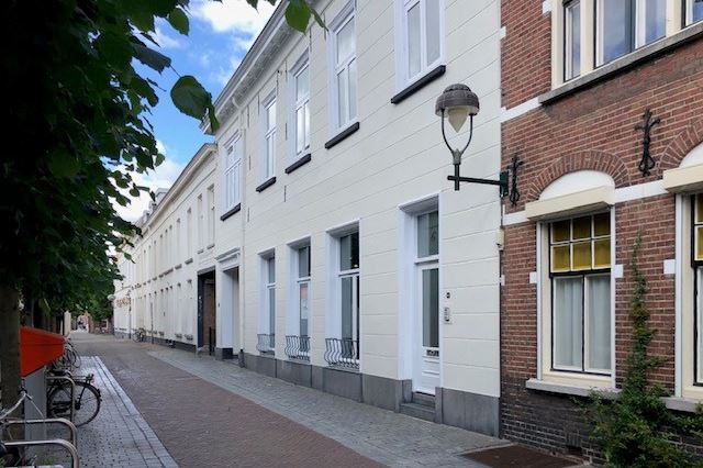 Bekijk foto 1 van Moeregrebstraat 8