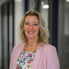 A.M. Kruijff - Commercieel Medewerker