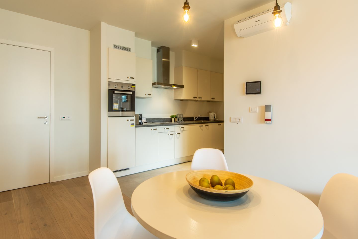 Foto 5 van Molenweideplein 66