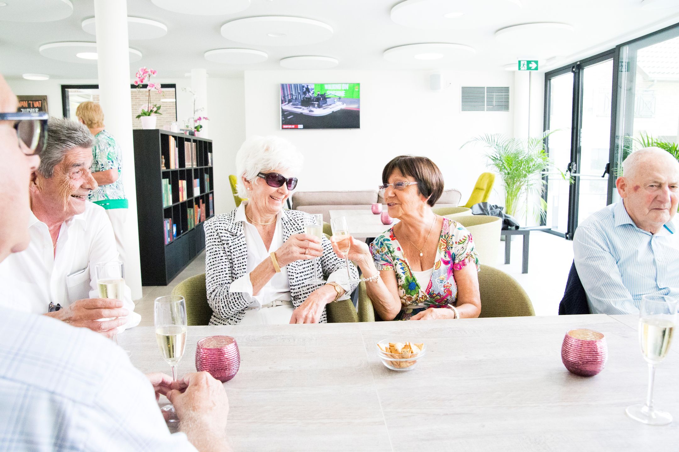 Foto 21 van Molenweideplein 66