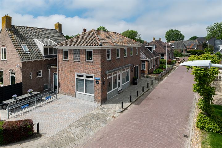 De Buorren 28, Peazens