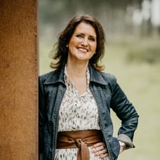 Christi ter Arkel - Office Manager